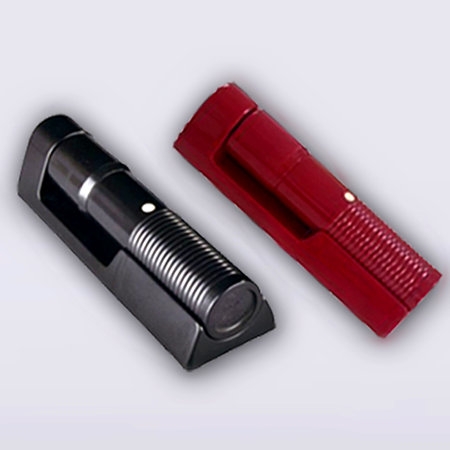 应急手电筒(壁挂式、传统灯泡、红色/黑色)两节一号电池、210*65*50mm